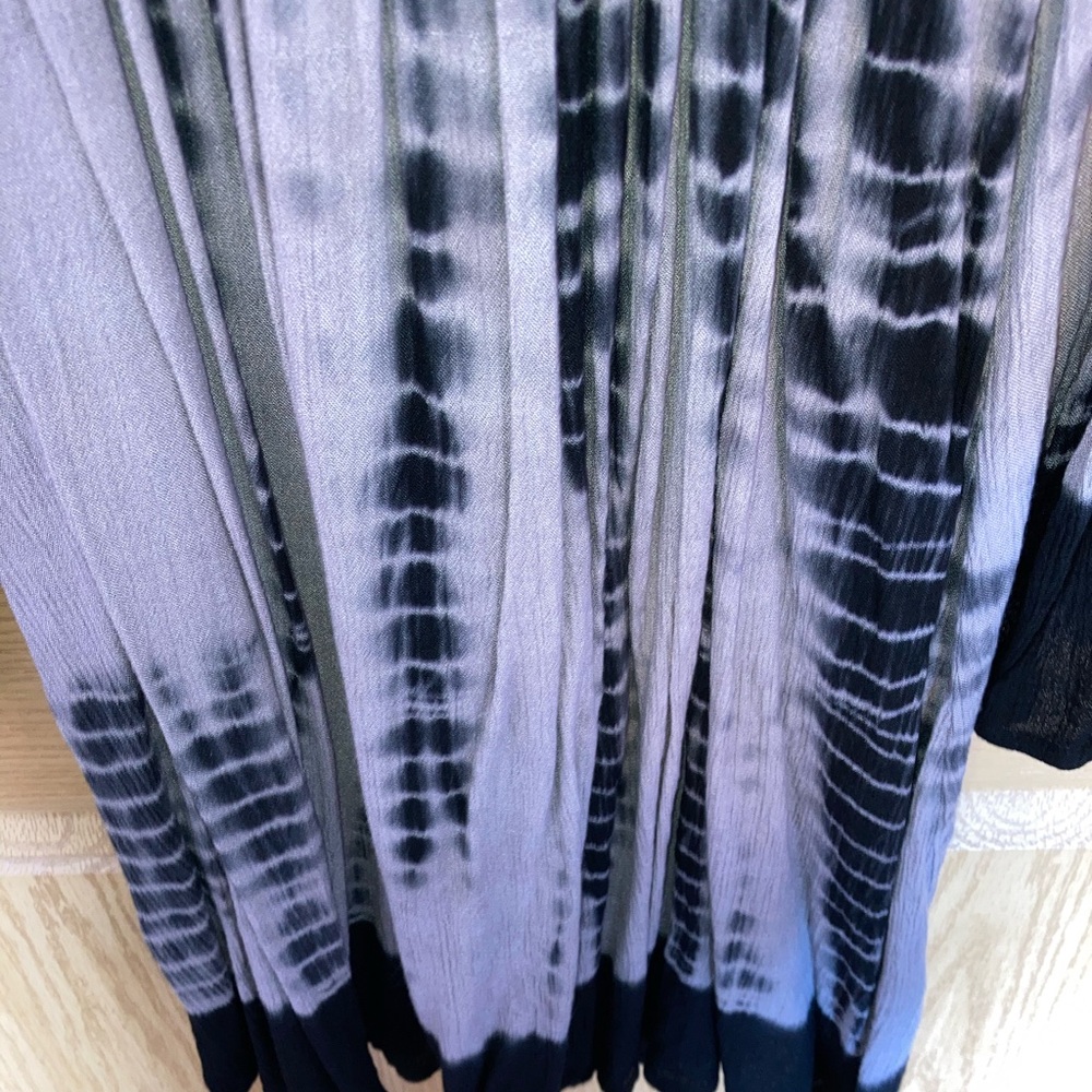 Black and Gray Tie-Dye Off-Shoulder Dress - Picture 4 of 5